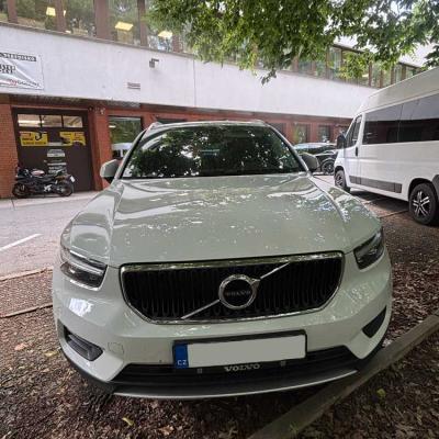 Montáž tažného zařízení BRINK + 13 PIN elektropřípojky do Volvo XC 40