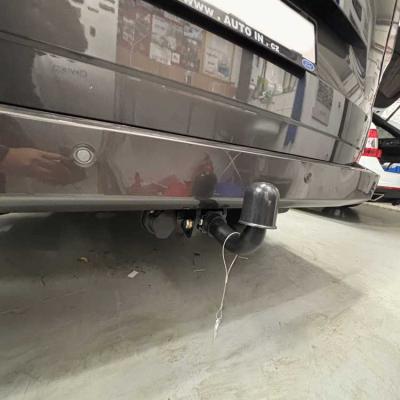 Montaz Tazne Zarizeni Auto Hak Ford Turneo Custom 4