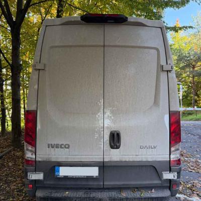 Montaz Parkovaci Kamera Monitor Iveco Daily 4