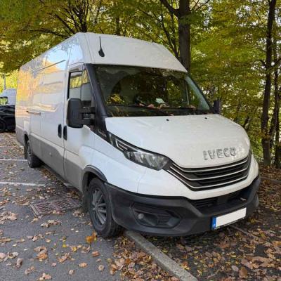 Montáž parkovací kamery s monitorem obrazu - Iveco Daily